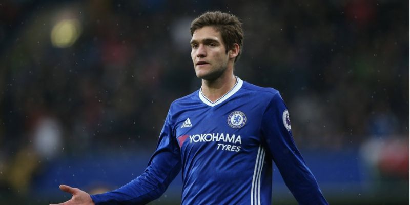 Đỉnh cao danh vọng khi gia nhập Chelsea của Marcos Alonso