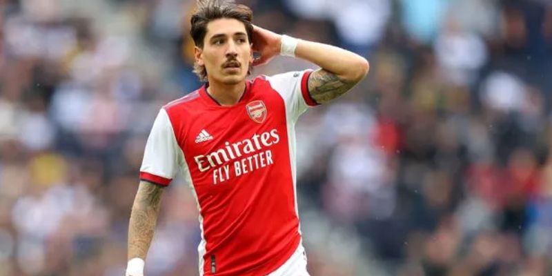 Xuất phát điểm Héctor Bellerín khá vững chắc